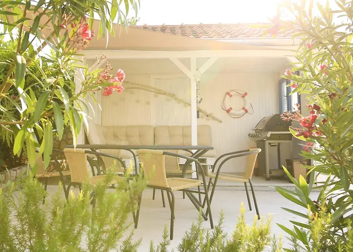Seaview Villa Anita With Two Apartments And Private Pool